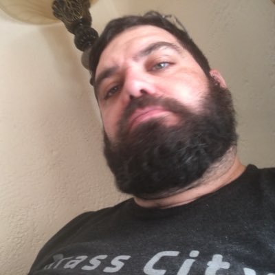 Profile Picture of Earl Maynard (@emaynardiv) on Twitter
