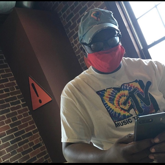 Profile Picture of Travis Carter (@iamtscsr) on Poshmark