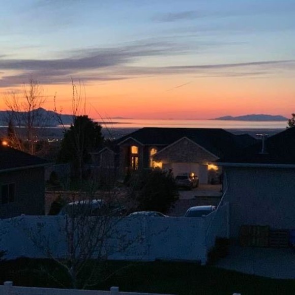 Profile Picture of Kim Pankowski (@kimpankowski) on Poshmark