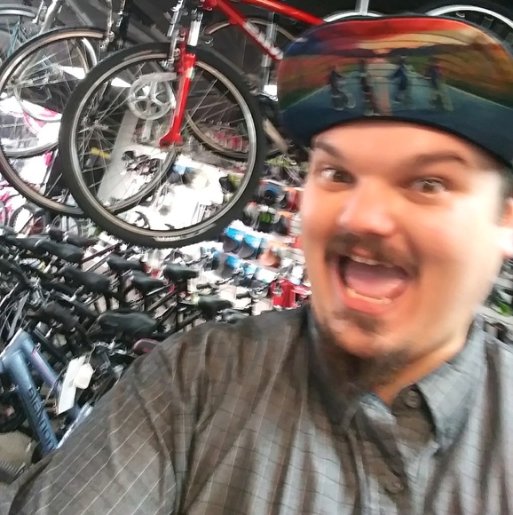 Profile Picture of Kevin West (@madcapper85) on Poshmark