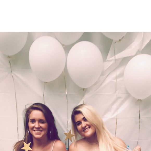 Profile Picture of Savannah Lummus (@savlummus) on Poshmark