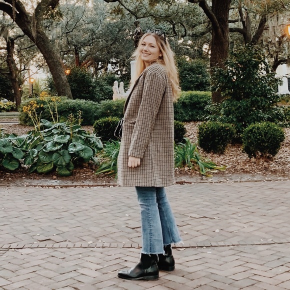 Profile Picture of Anna Rohrhofer (@anna_prh) on Poshmark