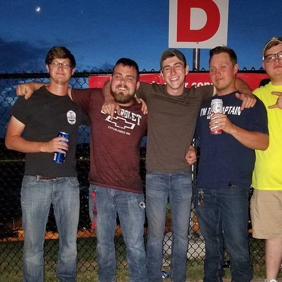 Profile Picture of Cory Slinkard (@cory_slinkard) on Poshmark