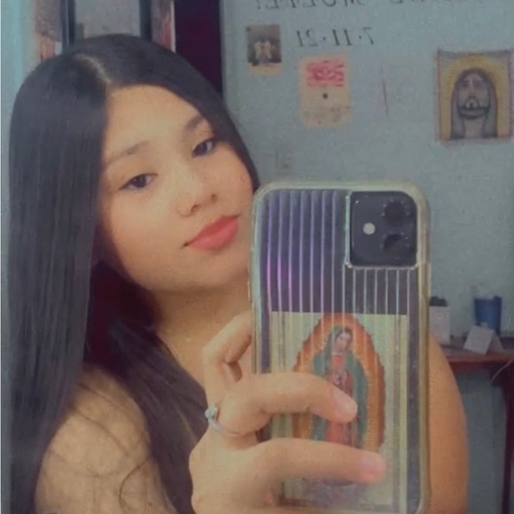 Profile Picture of Magaly Martinez (@magalymartin500) on Poshmark