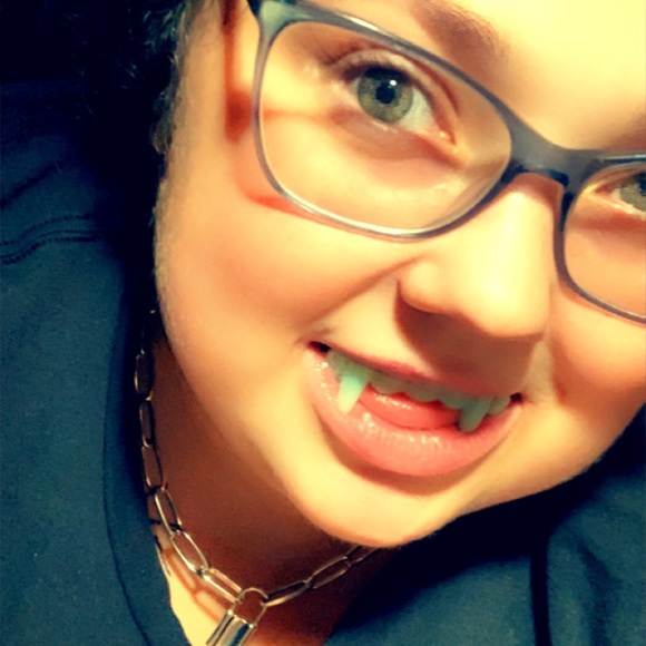 Profile Picture of Rebecca Ryden (@rebeccaryden) on Poshmark