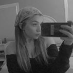 Profile Picture of carly :)) (@carlyycurran) on Instagram