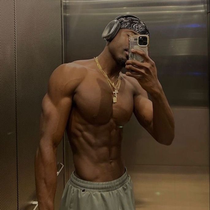 Profile Picture of 𝓙𝓮𝓻𝓻𝔂✟ (@jerrymiles25) on Tiktok
