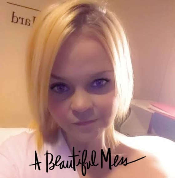 Profile Picture of Thomasina Wallen (@thomasinawallem) on Poshmark