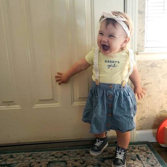 Profile Picture of Lori Jessell (@lorijessell) on Poshmark