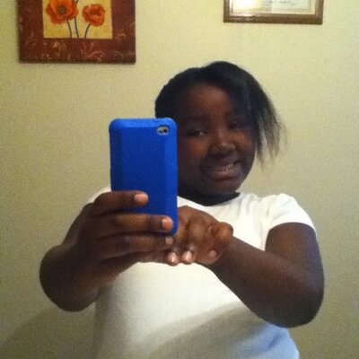 Profile Picture of Feliciana Davis (@SourHardKandy) on Twitter