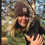 Profile Picture of 𝐆𝐢𝐧𝐚 𝐖𝐡𝐢𝐭𝐞𝐡𝐞𝐚𝐝 | 𝐆𝐚𝐫𝐝𝐞𝐧𝐢𝐧𝐠 𝐰𝐢𝐭𝐡 𝐂𝐡𝐢𝐜𝐤𝐞𝐧𝐬 (@lifeonsweetlyfarm) on Instagram