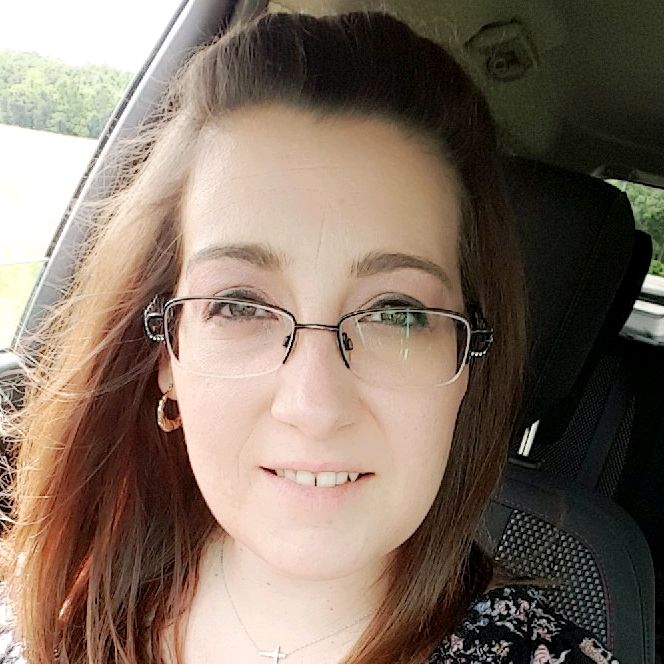 Profile Picture of Alisha Lyons (@@alishalyons32) on Tiktok