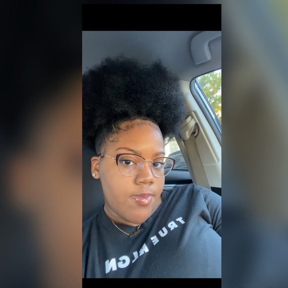 Profile Picture of Aaliyah Johnson (@ajohnson770) on Poshmark