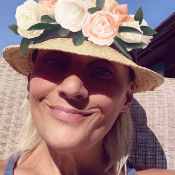 Profile Picture of Tami Foster (@mpmetsgirl) on Poshmark