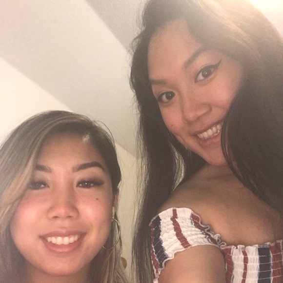 Profile Picture of Jeannie Nguyen (@sapphiremarbles) on Poshmark