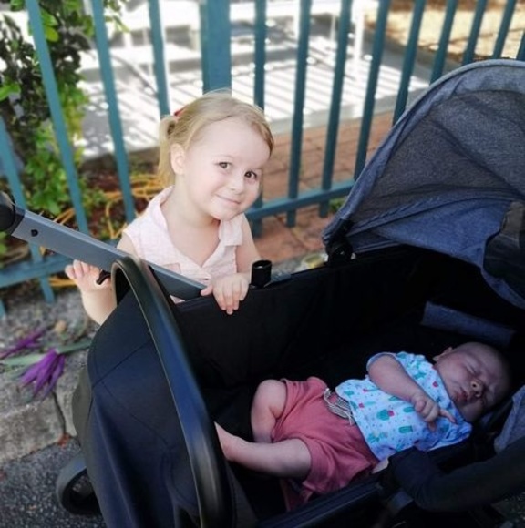 Julie Piggott - Poshmark Profile Picture of Julie Piggott (@julie_piggott) on Poshmark