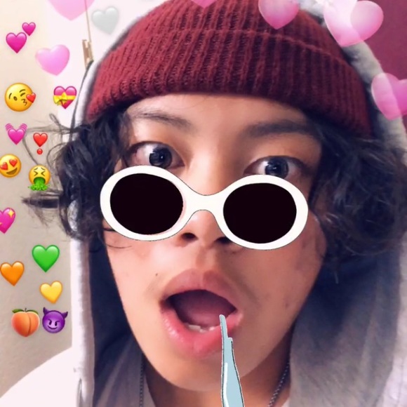 Profile Picture of Alex Tucay (@lmaoalx) on Poshmark
