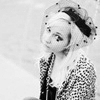 Profile Picture of Helen Benson (@benson_curtis) on Twitter