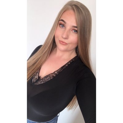 Profile Picture of Daisy Scott (@DaisScott) on Twitter