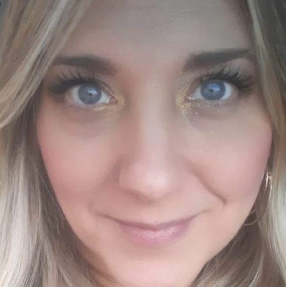 Profile Picture of Mya Willis (@myawillis717) on Poshmark