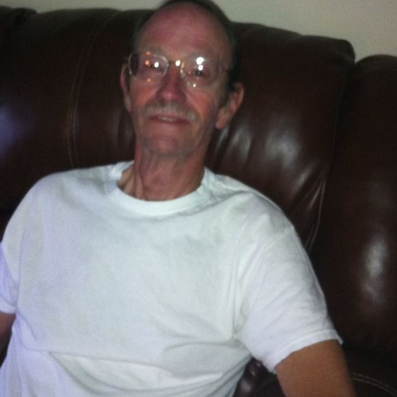 Profile Picture of Steve Horton (@stevehorton) on Poshmark