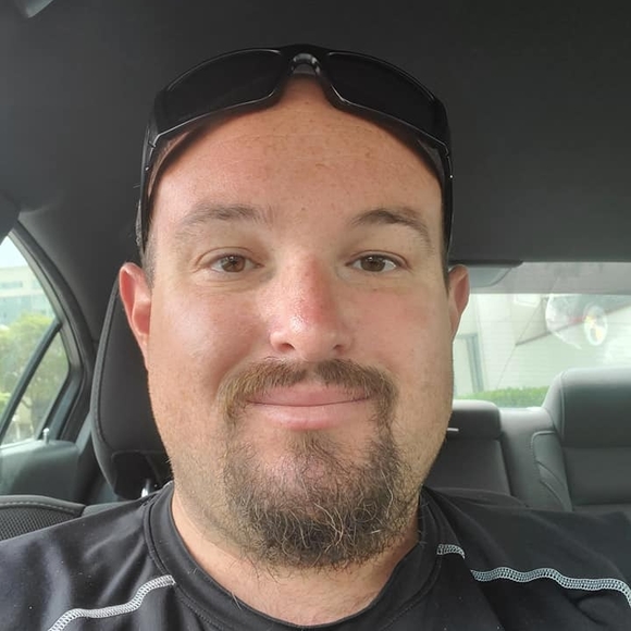 Kenny Reynolds - Poshmark Profile Picture of Kenny Reynolds (@sappsack992002) on Poshmark