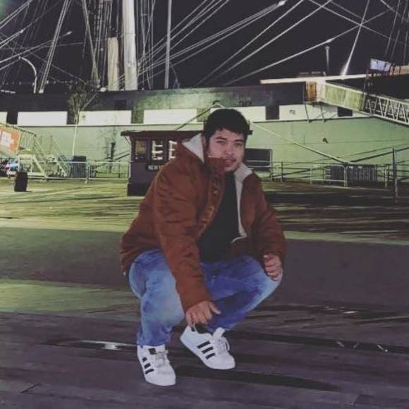 Profile Picture of Steve Urgiles (@steveurgiles) on Poshmark