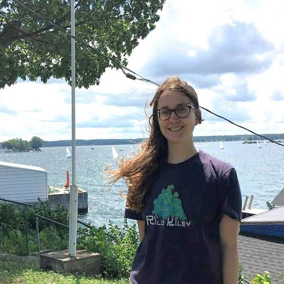 Profile Picture of Megan Hassenger (@megtxn) on Poshmark