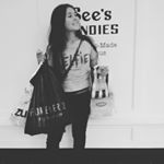 Profile Picture of Yesenia Jauregui 🌴 (@yese_jauregui) on Instagram