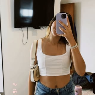 Profile Picture of Julia Menicucci (@menicucci_) on Instagram