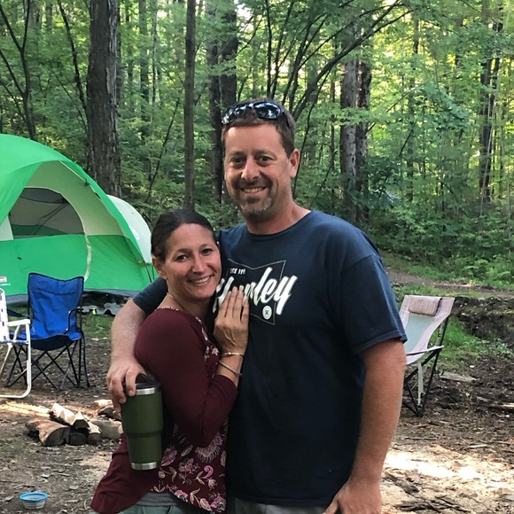 Kristi Vavala - Poshmark Profile Picture of Kristi Vavala (@kristi174) on Poshmark