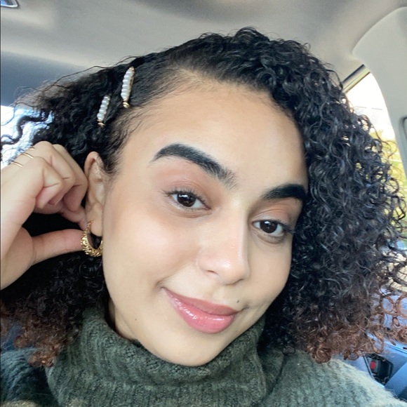 Profile Picture of Iman Morsy (@iman268) on Poshmark