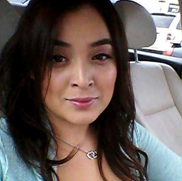 Profile Picture of Denise Salazar (@denisse688) on Poshmark