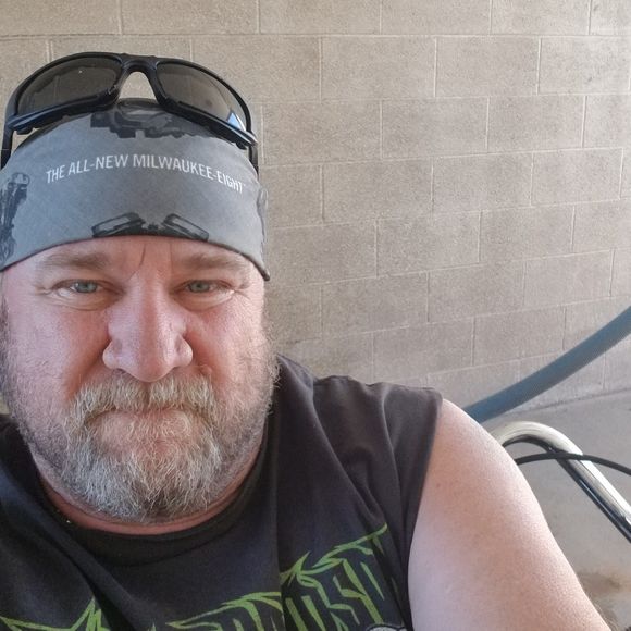 Profile Picture of Chuck Brewer (@chuckbrewer) on Poshmark