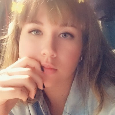 Lori - Twitter Profile Picture of Lori (@LoriWinch) on Twitter