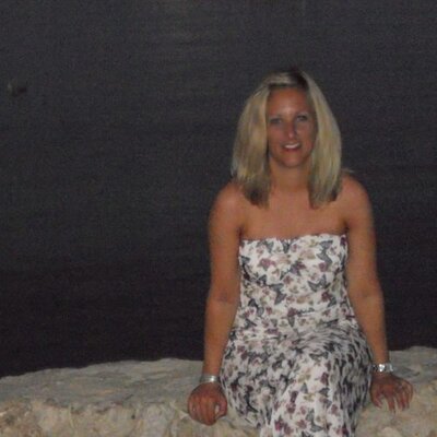 Profile Picture of Laura Downes (@laudownes) on Twitter