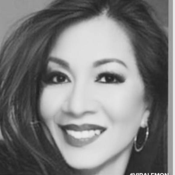 Profile Picture of Lalaine Smith (@lalainesmith) on Poshmark