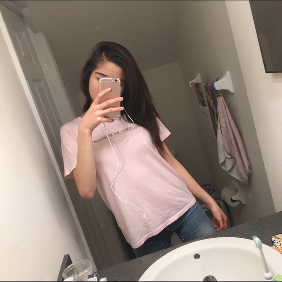 Jalyn Tan - Poshmark Profile Picture of Jalyn Tan (@jayytann) on Poshmark