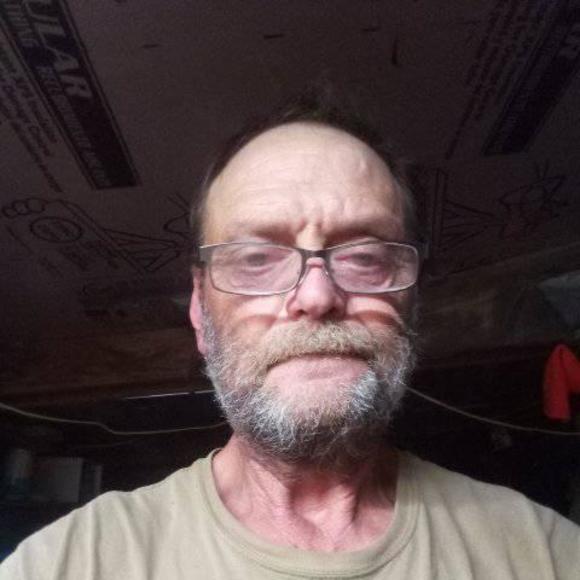 Profile Picture of Kenneth Marks (@markskenneth991) on Poshmark