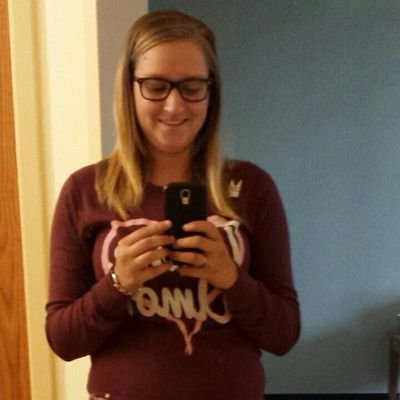 Profile Picture of Ariel Powers (@ariel_powers18) on Twitter