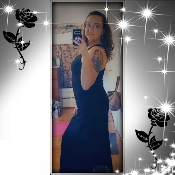 Profile Picture of Debralee Clements (@debraleec) on Poshmark