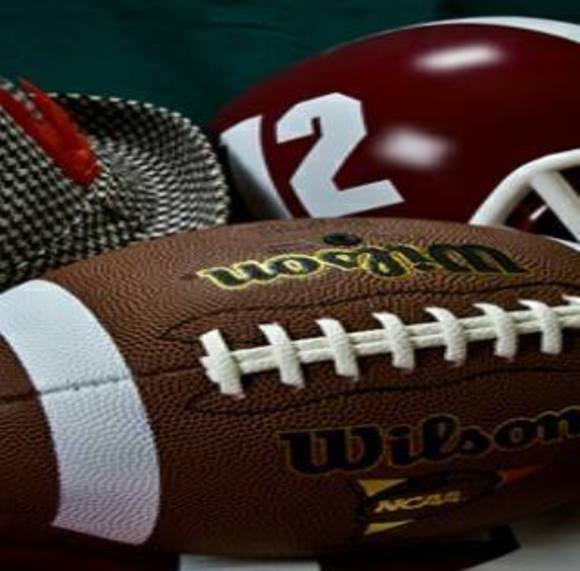 Profile Picture of Laney Smith (@laney60) on Poshmark