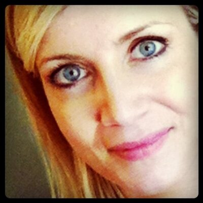 Profile Picture of Heart 4 Art (@Shannon_Downs) on Twitter