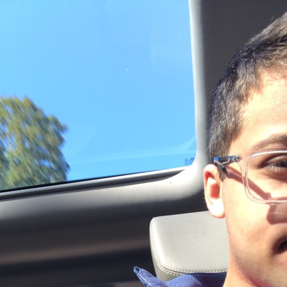 Profile Picture of Adam Ferman (@adamferman52) on Poshmark