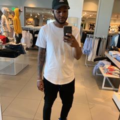 Profile Picture of   Mornings as an Essential... (@sandersthagod) on Tiktok