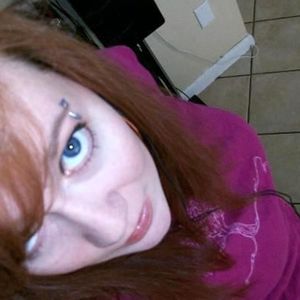 Profile Picture of Abigail Peterson (@pinkduckystars) on Myspace