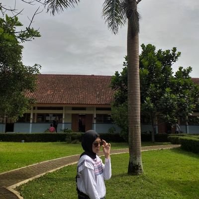 Profile Picture of Midell (@panggildellucuu) on Twitter