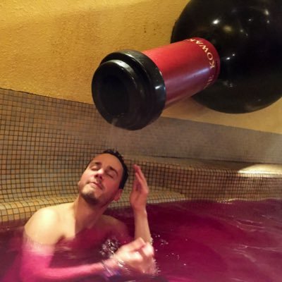 Profile Picture of Kyle Bendickson (@kbendickson) on Twitter