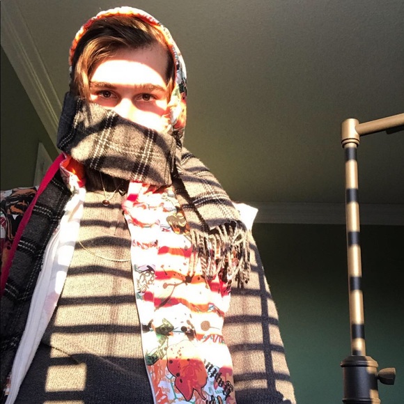 Profile Picture of Andrew Morgan (@andrewmorgan88) on Poshmark