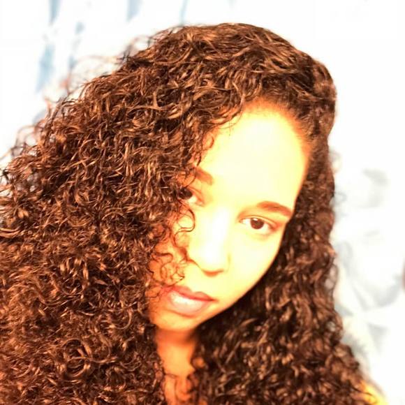 Profile Picture of Jasmine Cote (@jasmine_cote) on Poshmark
